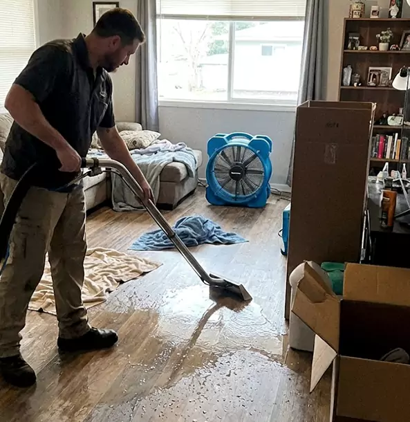 Why Paola Chooses Paola Restoration Pro for Water and Mold Restoration?